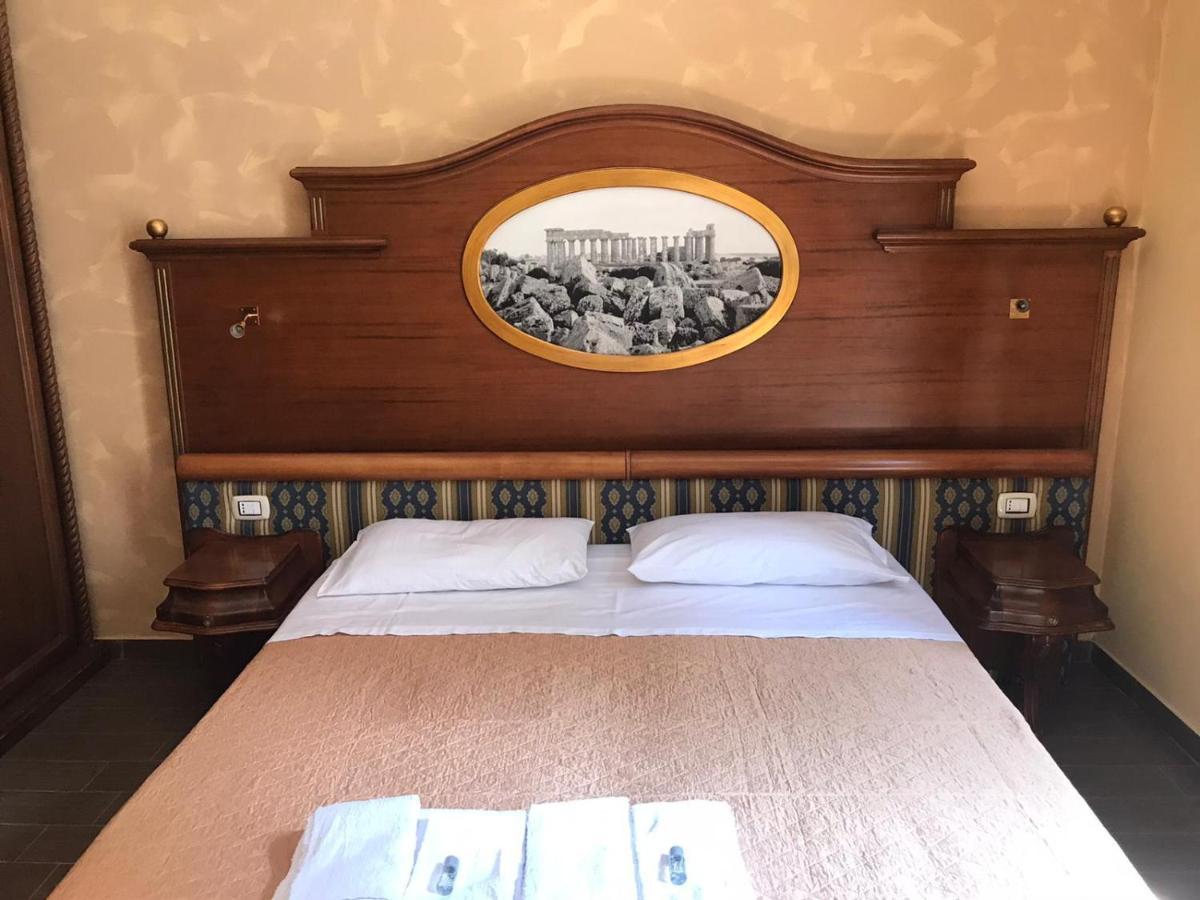 Bed and Breakfast La Casa Di Romi Катанія Екстер'єр фото